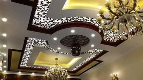 Chandelier & Feature Ceiling