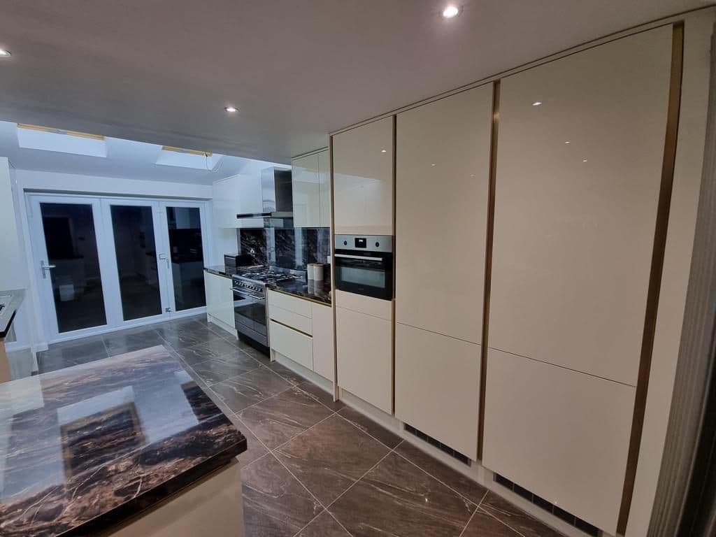 Shaker-Style Family Kitchen